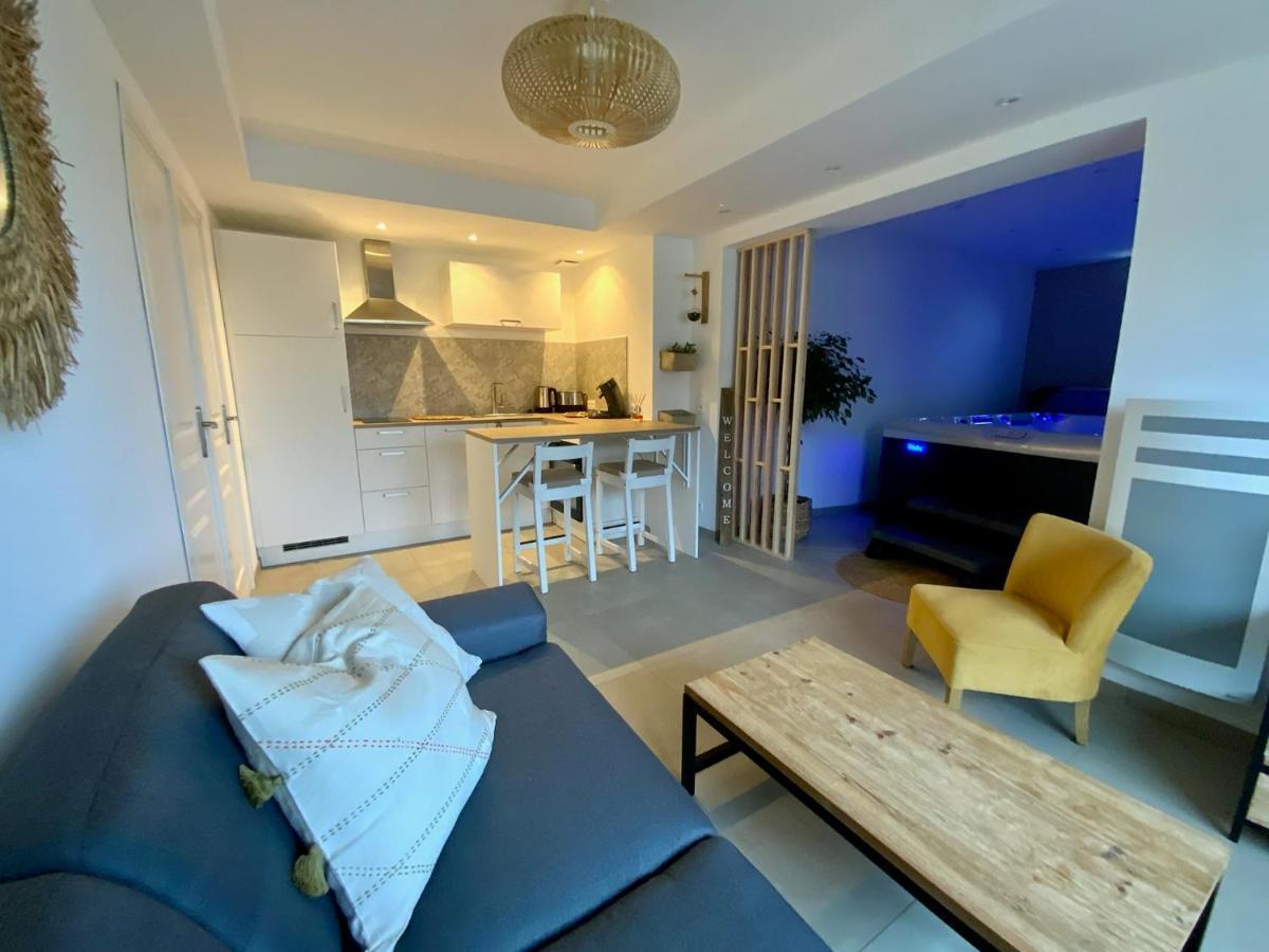 Le Gite De Campagnette Avec Son Jacuzzi Privatif Saint-Martin-Choquel Exterior foto