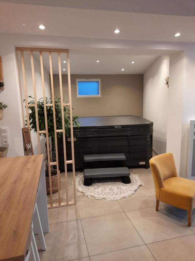Le Gite De Campagnette Avec Son Jacuzzi Privatif Saint-Martin-Choquel Exterior foto
